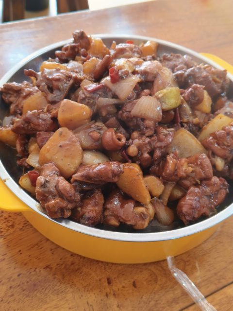 绝味炒鸡，确实好吃，香
