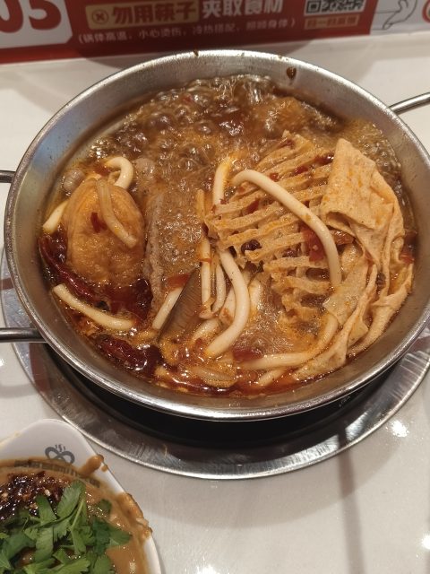 小火锅，没吃上大火锅，关门了，但是这家小火锅值得推荐，小火锅中排优